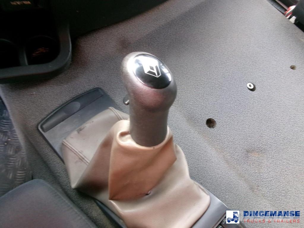 Renault Premium 270 dxi 4x2 fuel tank 13.6 m3 / 4 comp Tankwagen