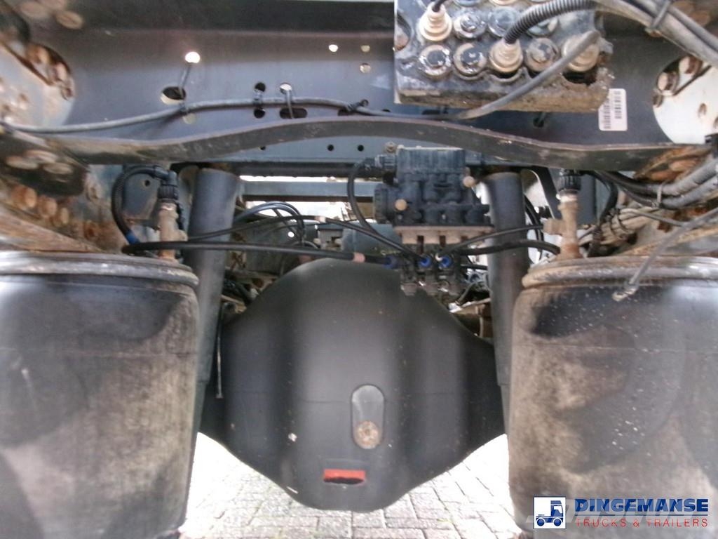 Renault Premium 270 dxi 4x2 fuel tank 13.6 m3 / 4 comp Tankwagen