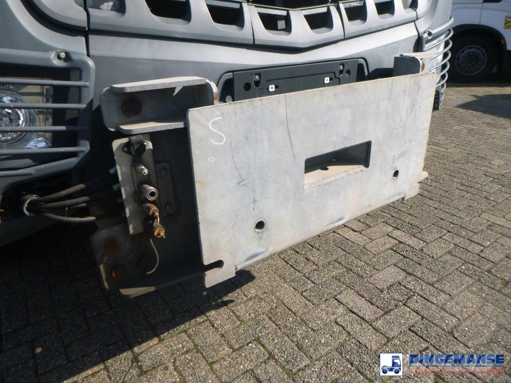 MB Trac Arocs 3333 6x6 RHD Romaquip gritter Sand- och saltspridare