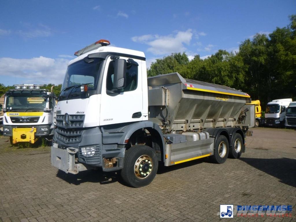 MB Trac Arocs 3333 6x6 RHD Romaquip gritter Sand- och saltspridare