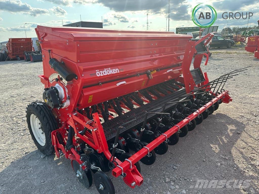 Özdöken Siewnik zbożowy Pertum F300 z podsiewaczem nawozu Drills