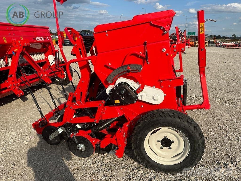 Özdöken Siewnik zbożowy Pertum F300 z podsiewaczem nawozu Drills