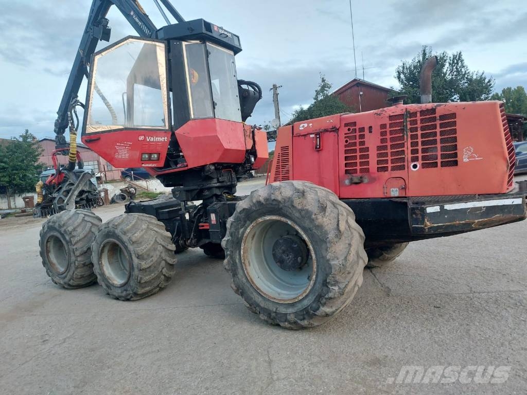 Valmet 911 Харвестери