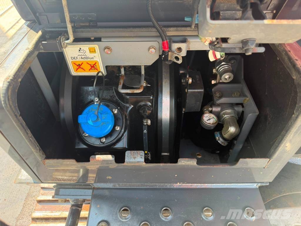 Hitachi ZX 130 Roomikekskavaatorid