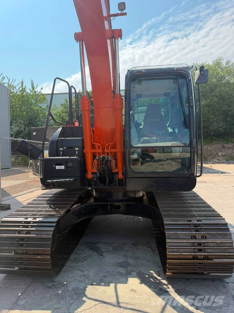 Hitachi ZX 130 Roomikekskavaatorid
