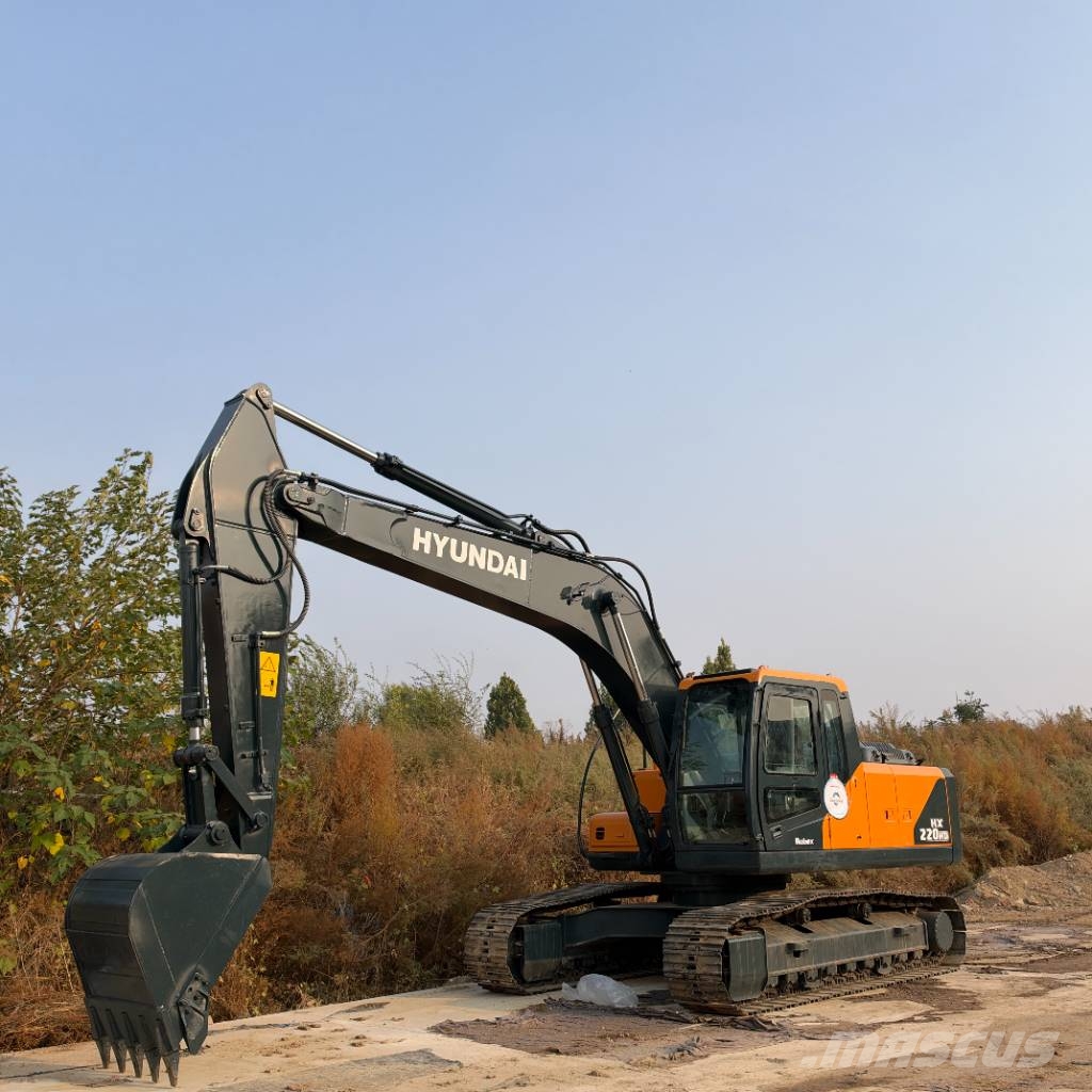 Hyundai HX 220 HD Midi bageri 7t – 12t
