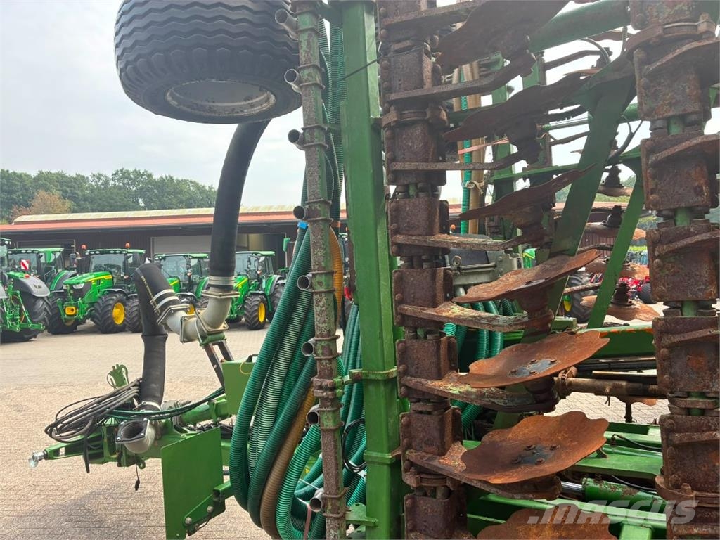 Amazone Catros + 9003 -2TX Gradas de discos