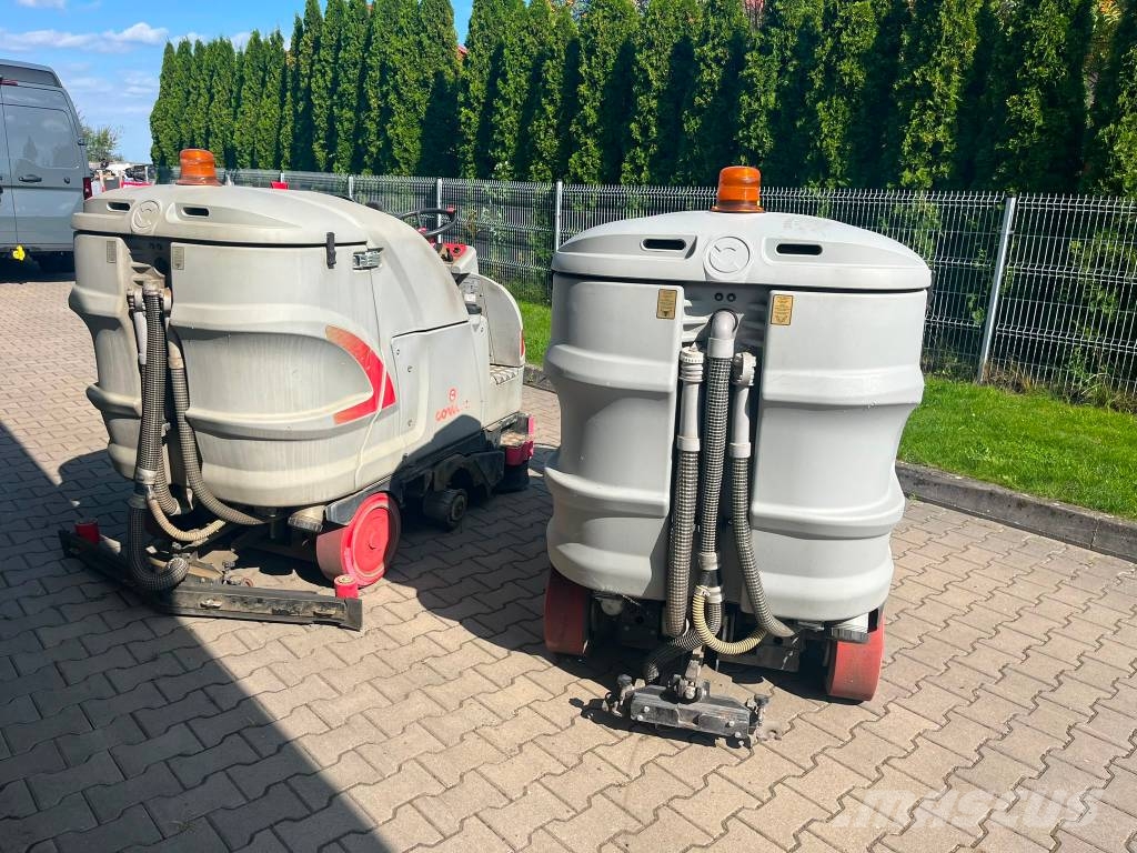 Pakiet szorowarek Comac 7 sztuk Gulvvaskemaskiner