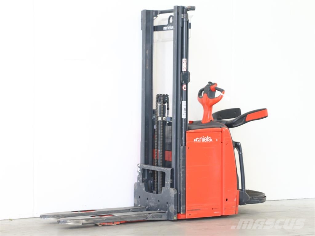 Linde L14AP/1173-01 معدات التكديس الجوالة