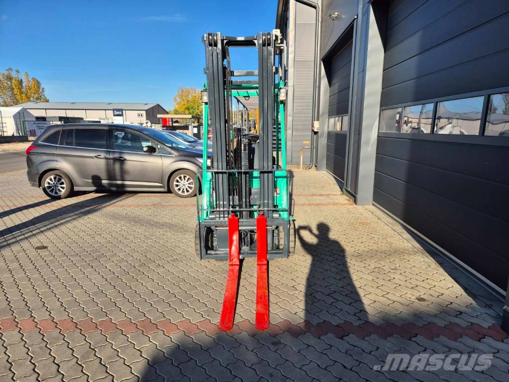 Mitsubishi FB 20PNT Akumulátorové vozíky