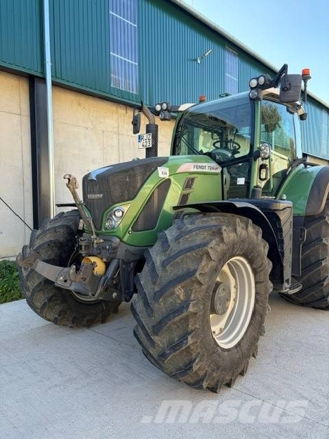 Fendt 724 Vario Tractors