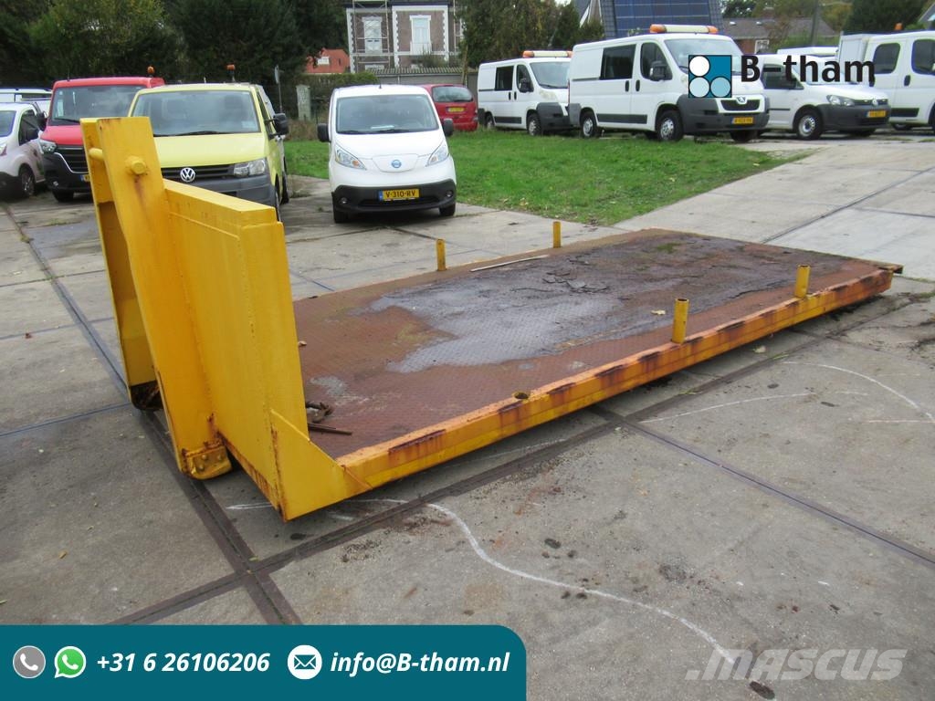 HAAKARM Haakarm PLateau 520 x 250 HOOKLIFT PLATFOR 特种集装箱
