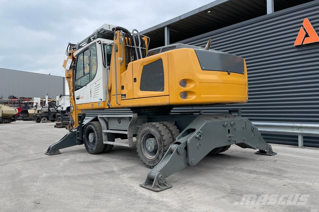 Liebherr LH 24 Rupsgraafmachines