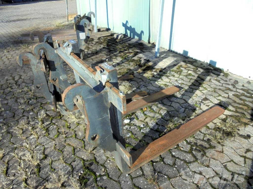 Kramer 8115 Iekrāvēji uz riteņiem
