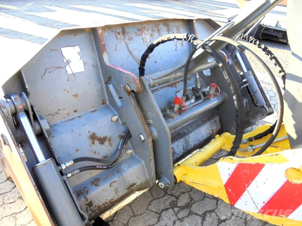 Kramer 8115 Iekrāvēji uz riteņiem