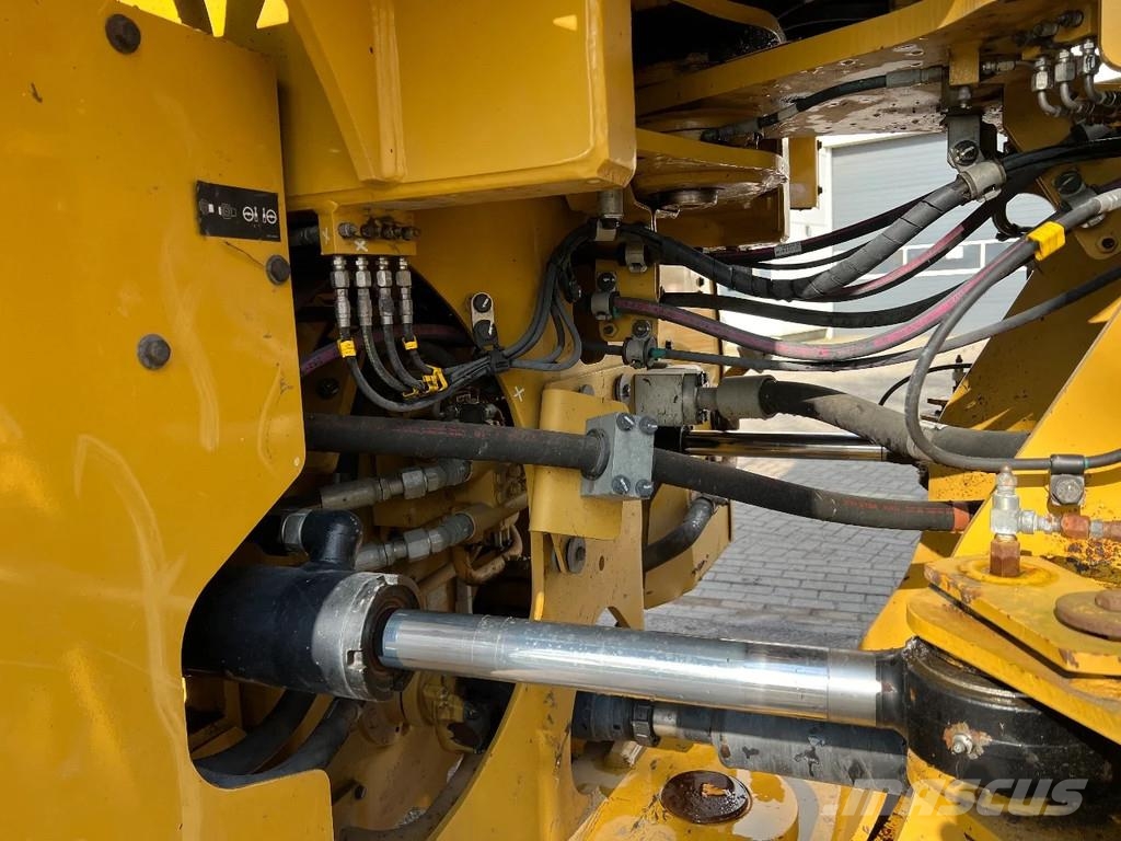 CAT 966M Aggregate Handler Low Hours 轮式装载机