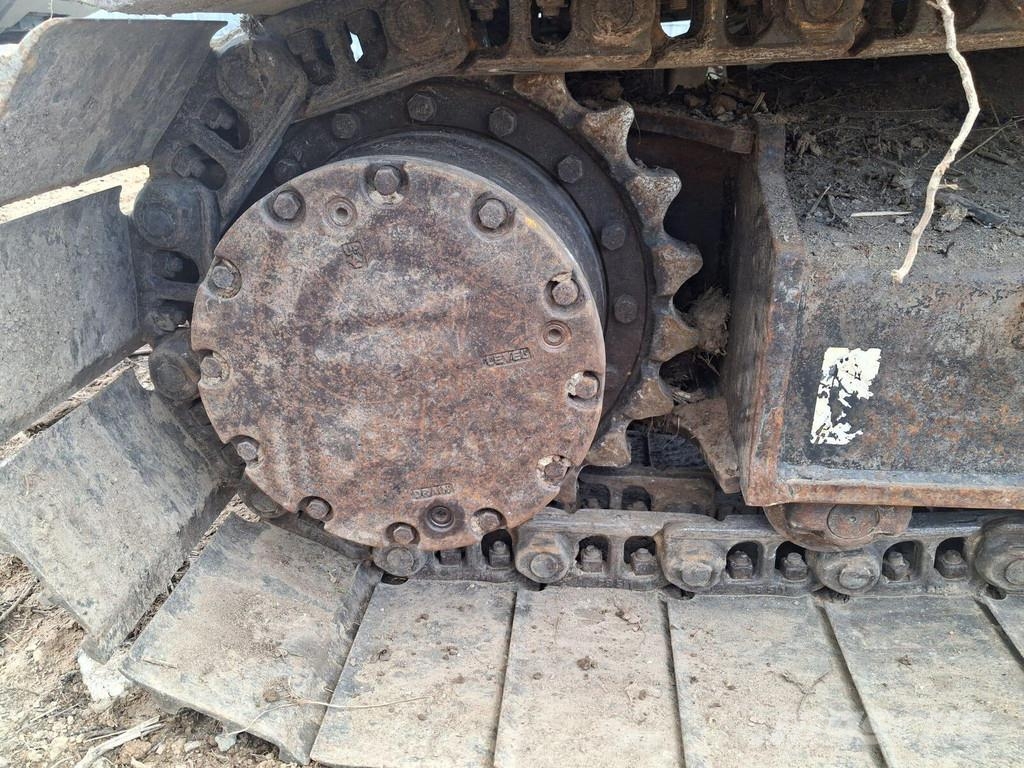 Hitachi ZX 130LCN-6 履带挖掘机