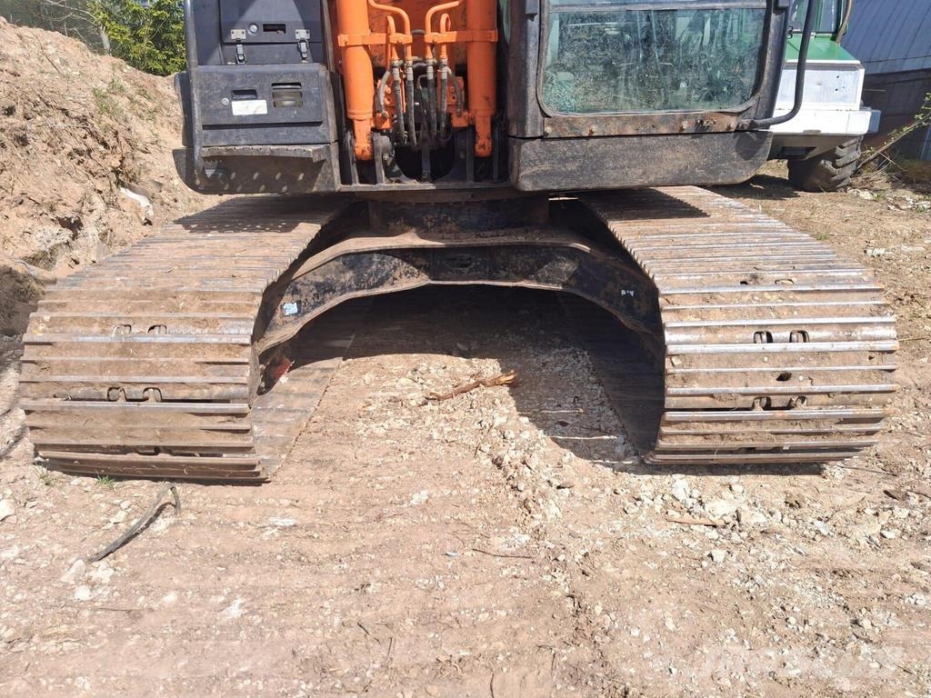 Hitachi ZX 130LCN-6 履带挖掘机