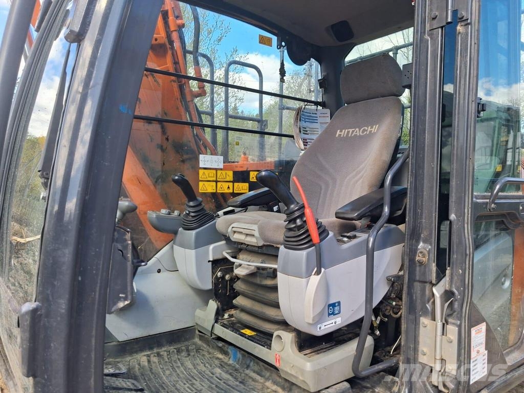 Hitachi ZX 130LCN-6 履带挖掘机