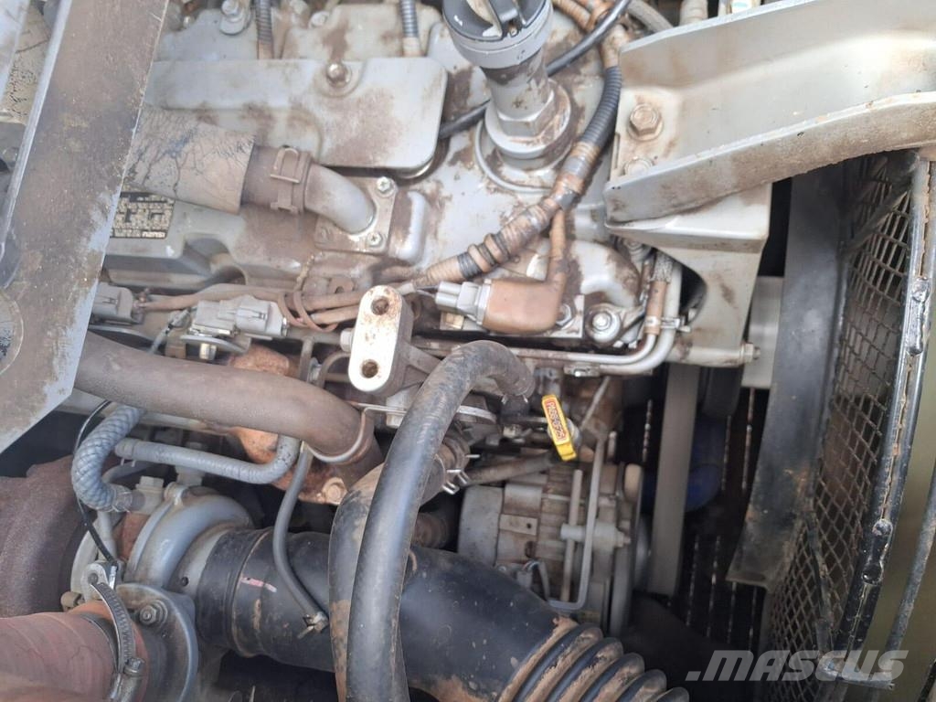 Hitachi ZX 130LCN-6 履带挖掘机