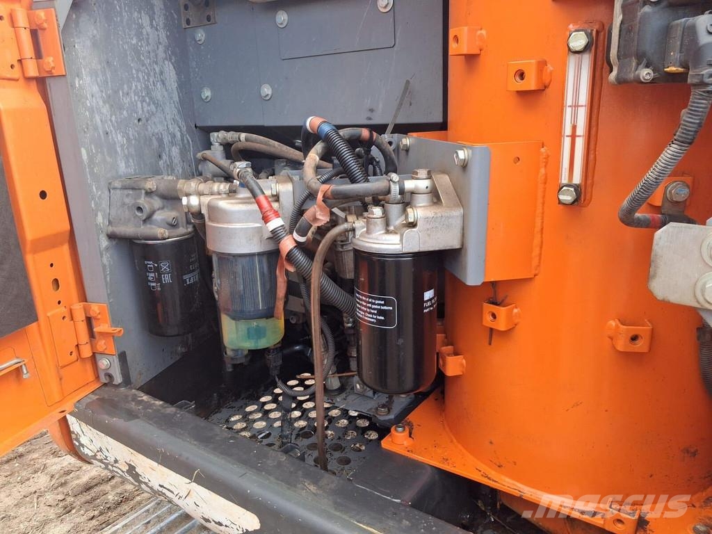 Hitachi ZX 130LCN-6 履带挖掘机