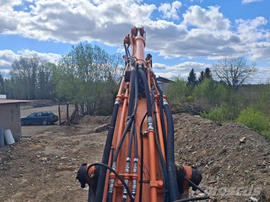 Hitachi ZX 130LCN-6 履带挖掘机