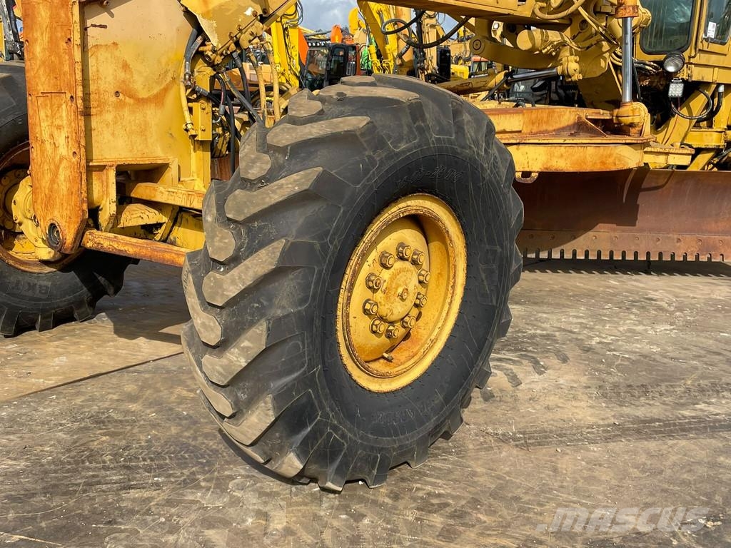 CAT 14G Väghyvlar