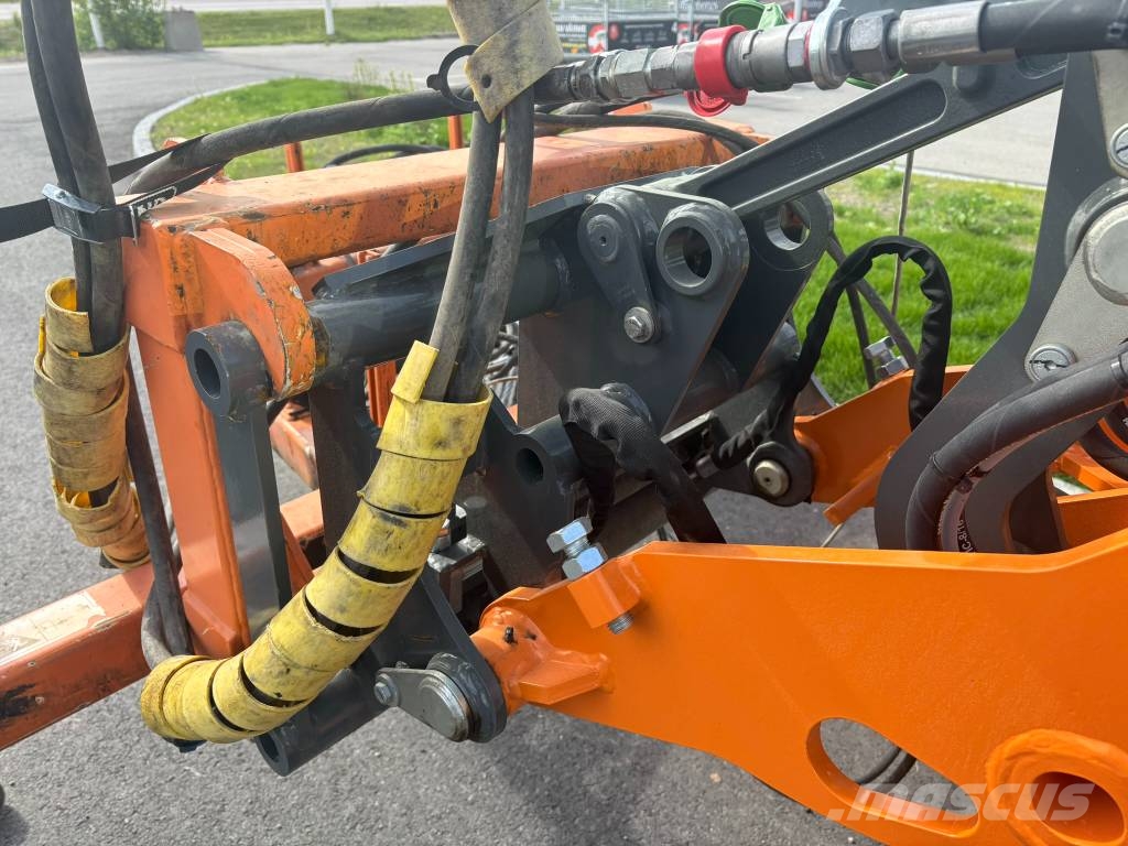 Nesbo Ogräsborste Penselborste UK 700 R / L SMS fäste La فرش
