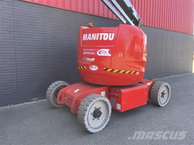 Manitou 150 AETJ / 2013 / 700 DRAAIUREN! / Dealer onderhou Teleskopické plošiny
