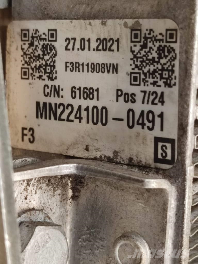  DENSO 332/U6893 JCB  fuel cooler Fastrac 8330 Radiateurs