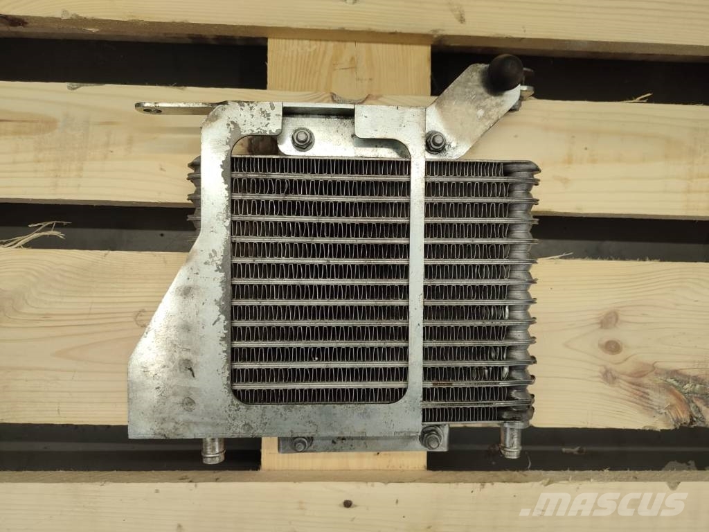  DENSO 332/U6893 JCB  fuel cooler Fastrac 8330 Radiateurs