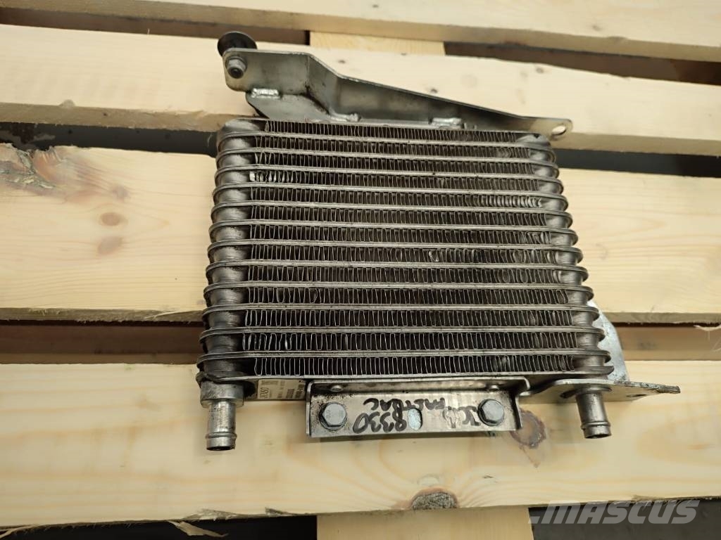  DENSO 332/U6893 JCB  fuel cooler Fastrac 8330 Radiateurs