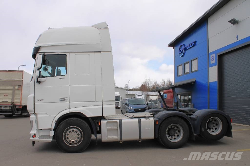 DAF XF 530 FTS 曳引機組件
