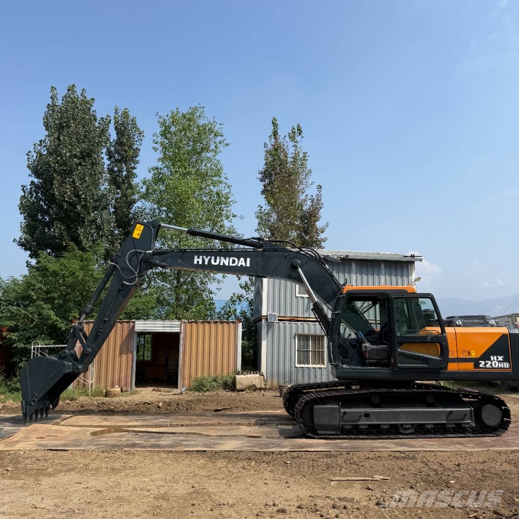 Hyundai HX 220 HD Гусеничні екскаватори