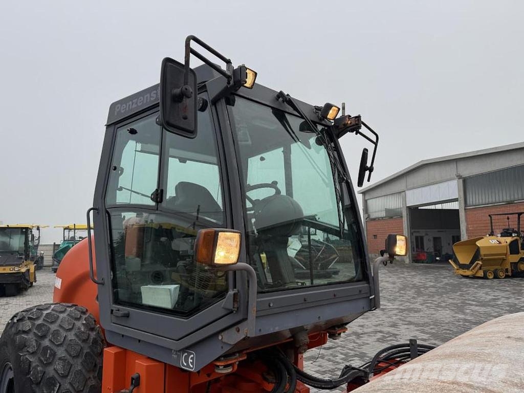 Hamm 3414 HT Vio Egydobos hengerek