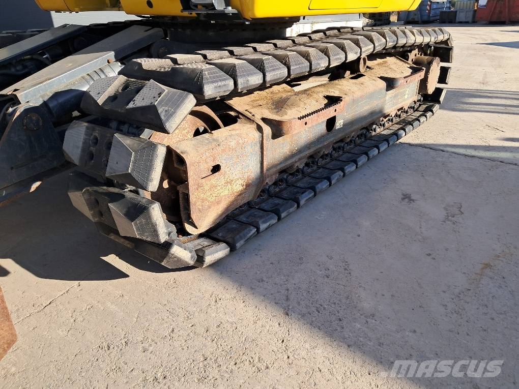 Komatsu PC138US-10 Pásové rýpadlá