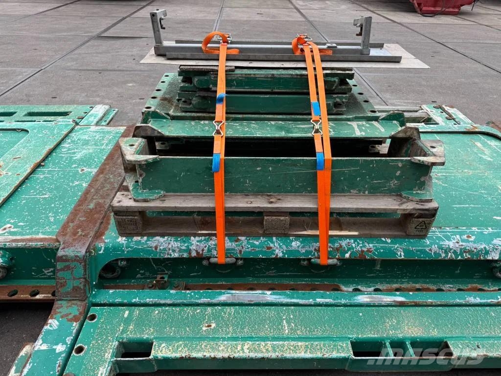 Goldhofer STZ-VL3-38/80A Low loader-semi-trailers