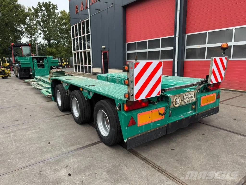 Goldhofer STZ-VL3-38/80A Low loader-semi-trailers