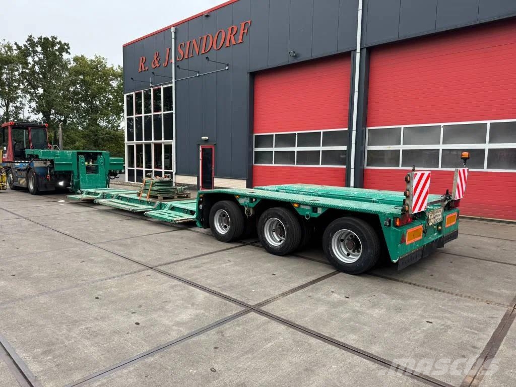 Goldhofer STZ-VL3-38/80A Low loader-semi-trailers