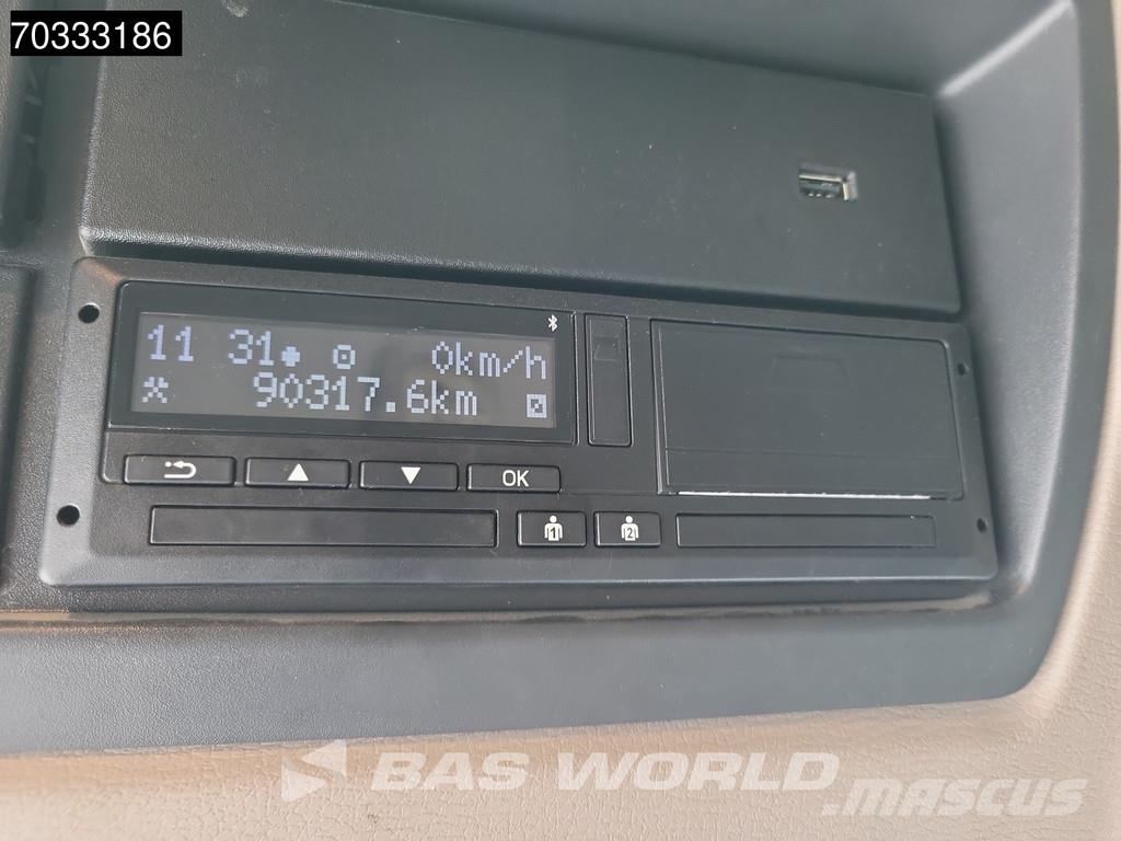 DAF XB 230 4X2 12tonner 1500kg Ladebordwand Automatic Camiones con caja de remolque