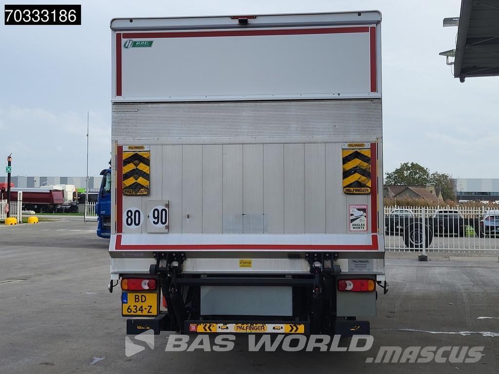 DAF XB 230 4X2 12tonner 1500kg Ladebordwand Automatic Camiones con caja de remolque