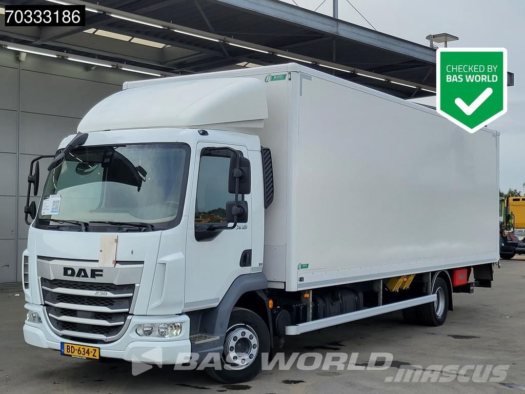 DAF XB 230 4X2 12tonner 1500kg Ladebordwand Automatic Camiones con caja de remolque
