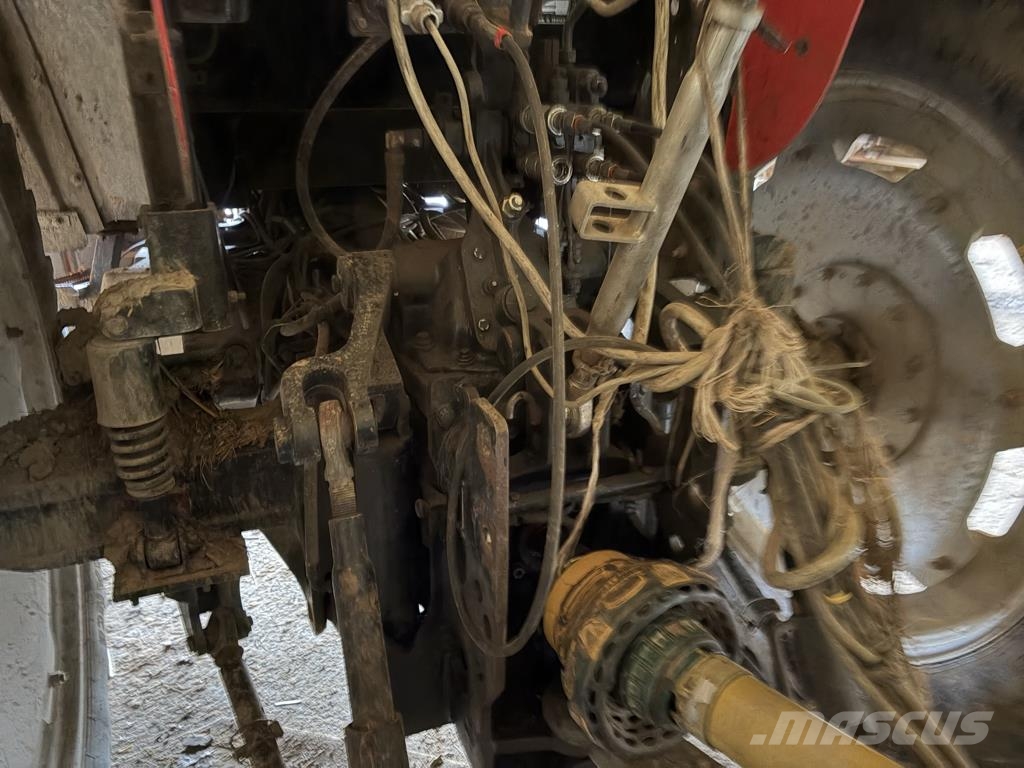 Massey Ferguson 5455 Трактора
