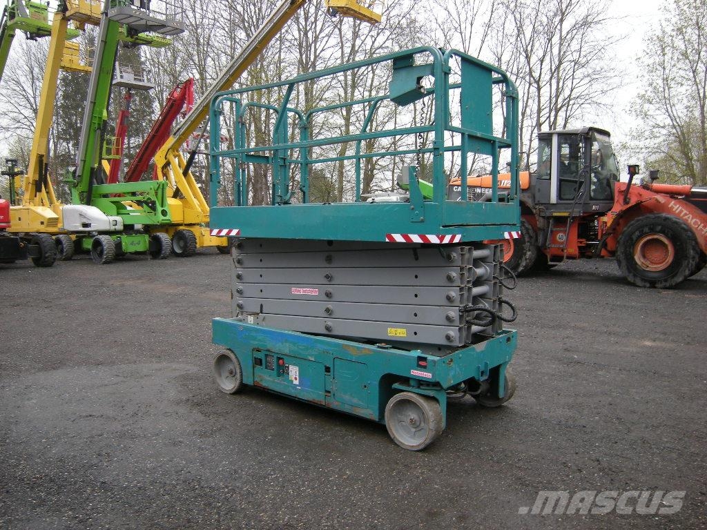 Genie GS 4047 Nožnicové zdvíhacie plošiny