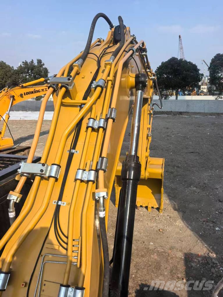 CAT 349 履带挖掘机