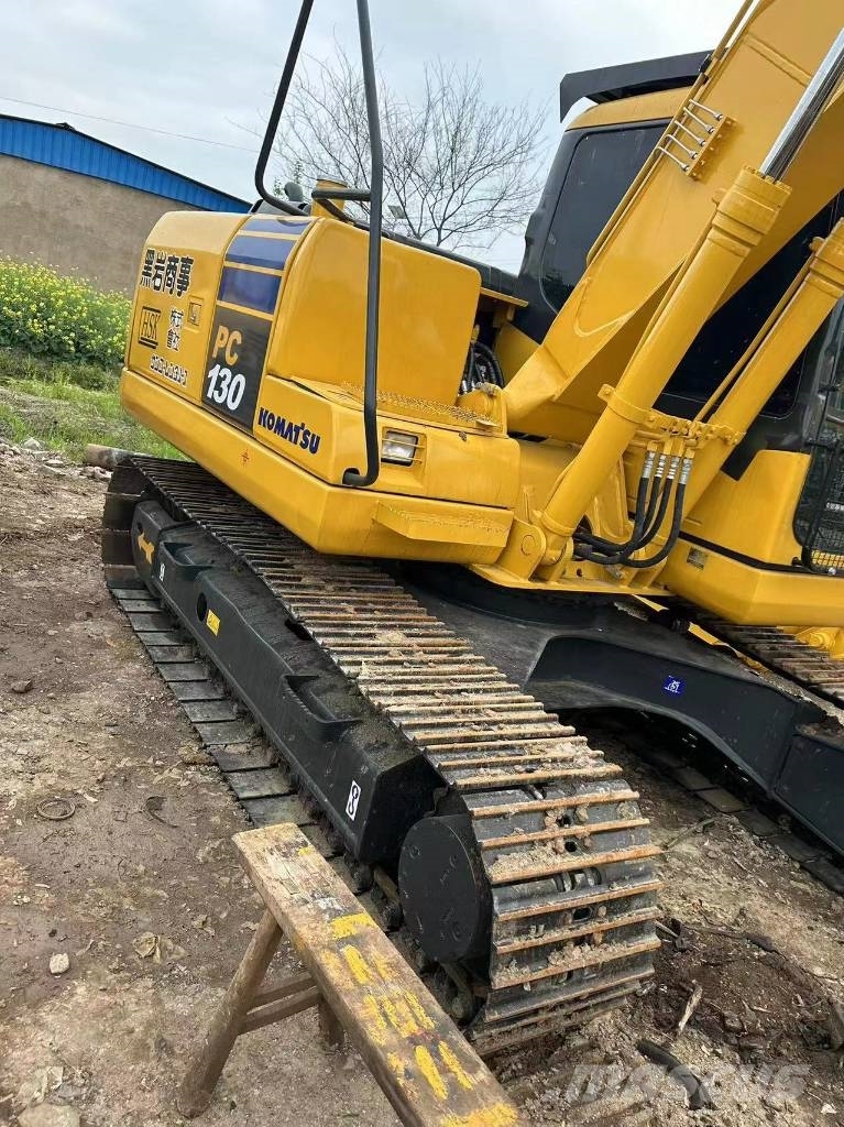 Komatsu PC 130 Paletli ekskavatörler