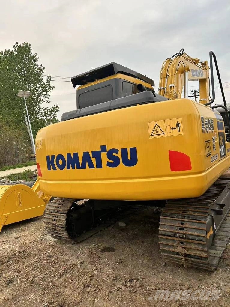 Komatsu PC 130 Paletli ekskavatörler