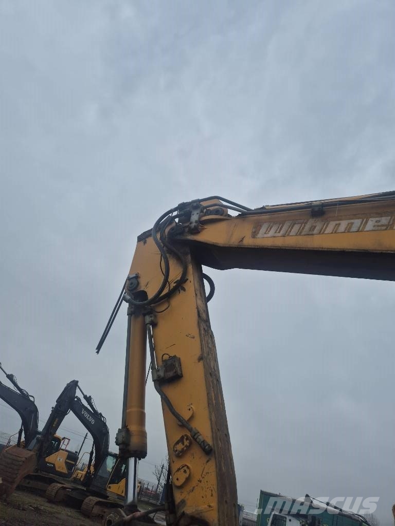 Liebherr 904 Колесни екскаватори