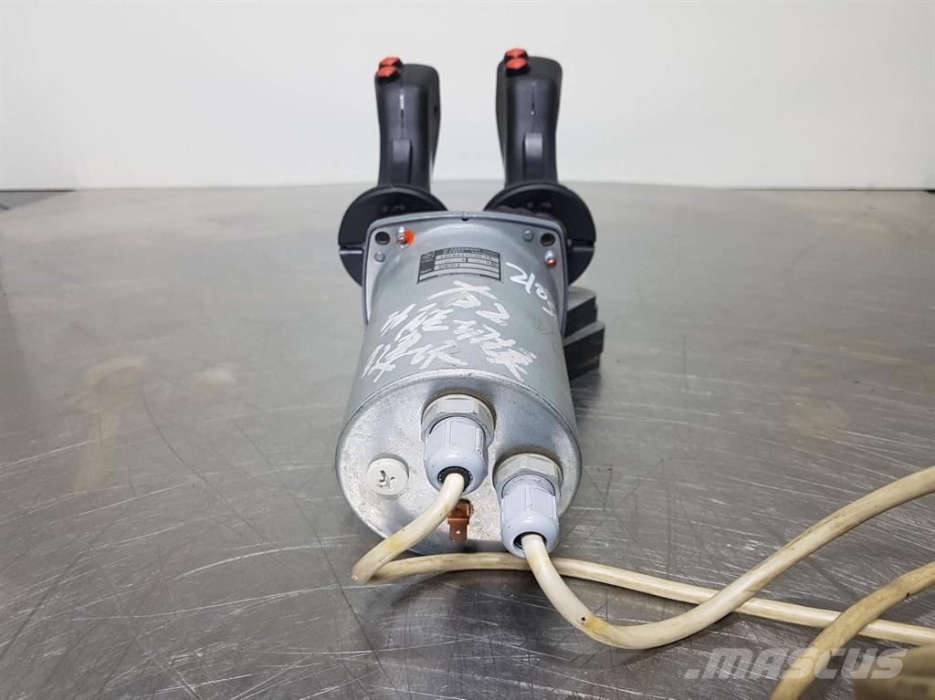 W. Gessmann D8/B3 - Joystick/Steuergriff/Bediening Electronics