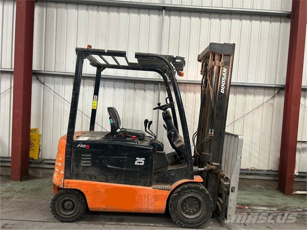 Doosan B25X-5 Sähkötrukit